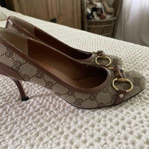 Vintage Gucci heels